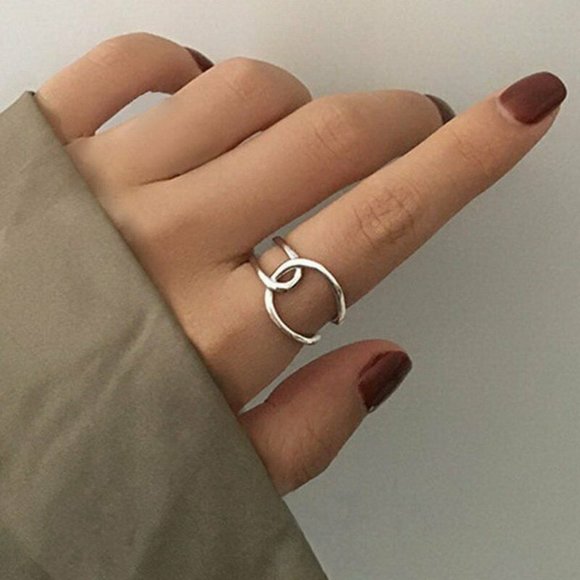 NWOT Silver Loop Ring - Picture 1 of 6